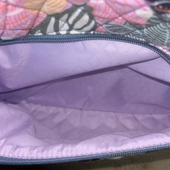 CLEANOUT: Vera Bradley Backpack + Matching pencil case ✏️ - Picture 8 of 14